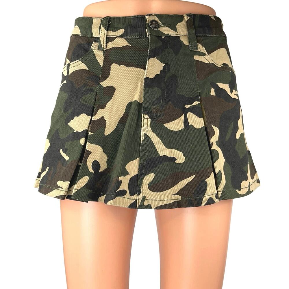 NEW Forever 21 Green Camo Camouflage Military Pleated Mini A-Line Skirt Skort S